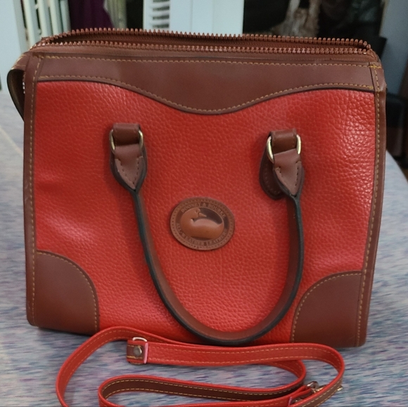 Dooney & Bourke Handbags - Dooney and Bourke red bag